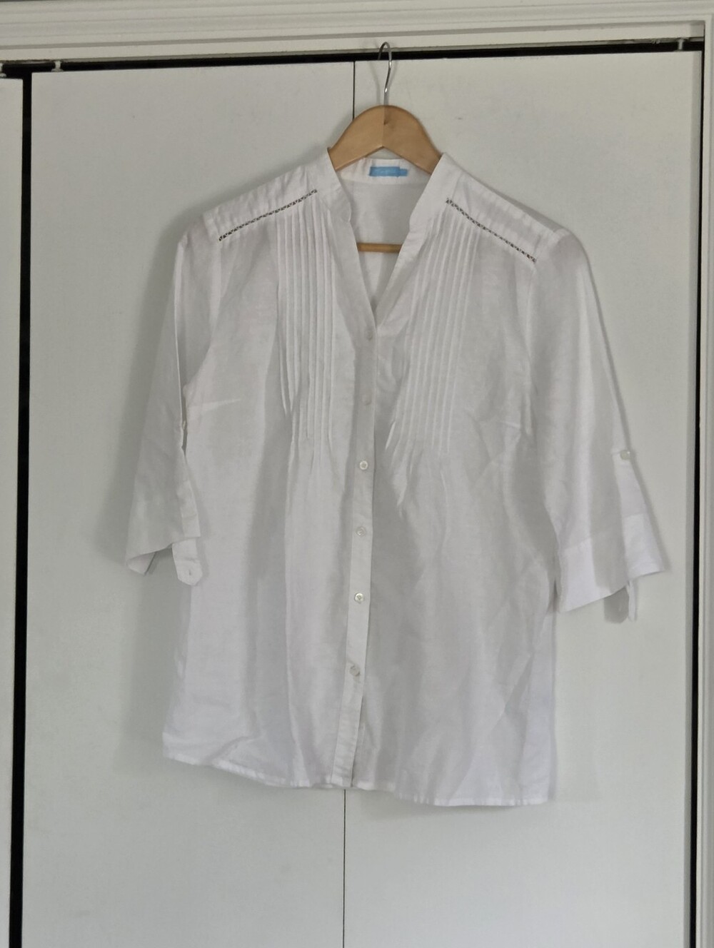 J. McLaughlin Linen White Blouse with Pintuck Detail